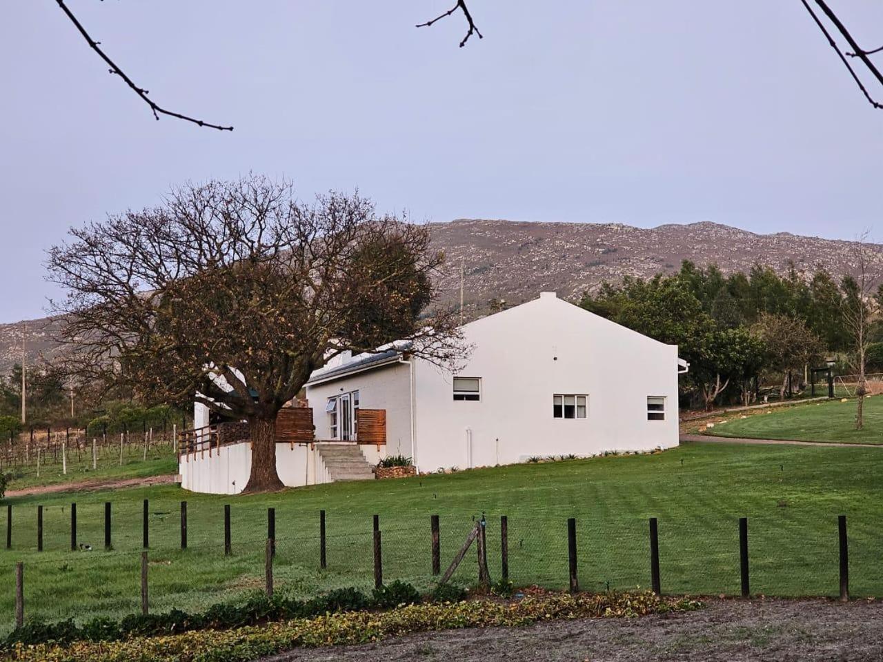 Ou Meul Farm *